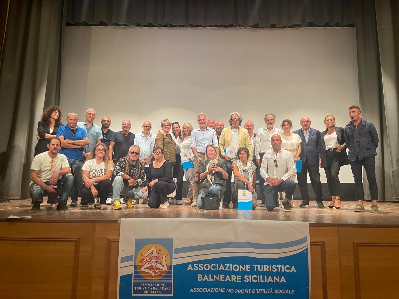 Al momento stai visualizzando L’ Associazione Balneari: “La Regione confermi la proroga delle concessioni al 2033”